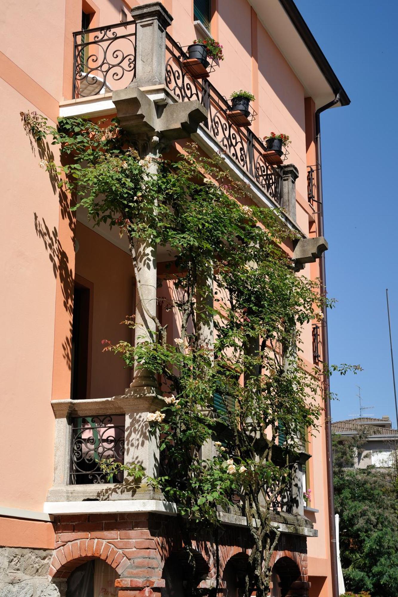 Hotel Villa Mon Toc Stresa Esterno foto