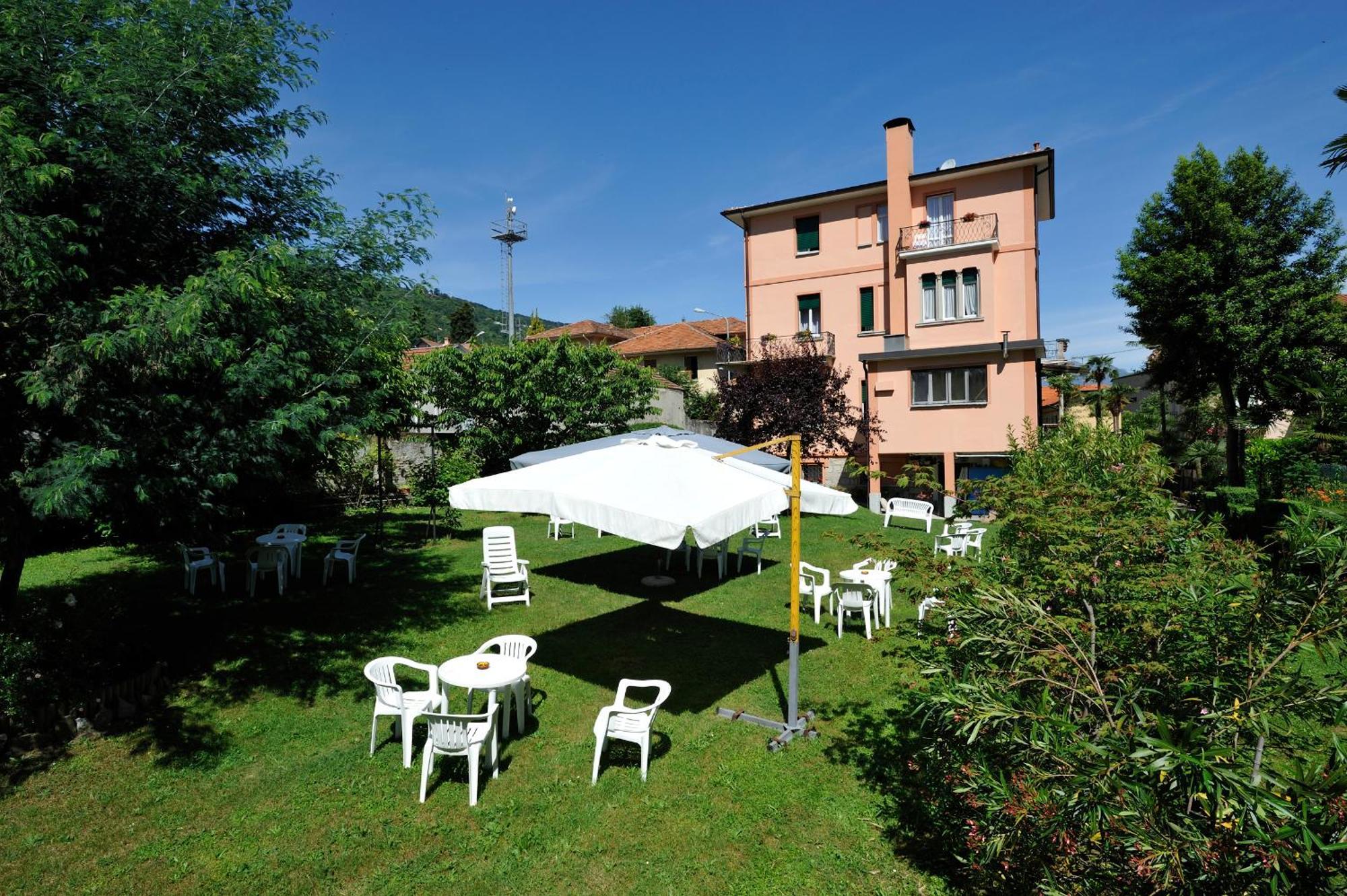 Hotel Villa Mon Toc Stresa Esterno foto